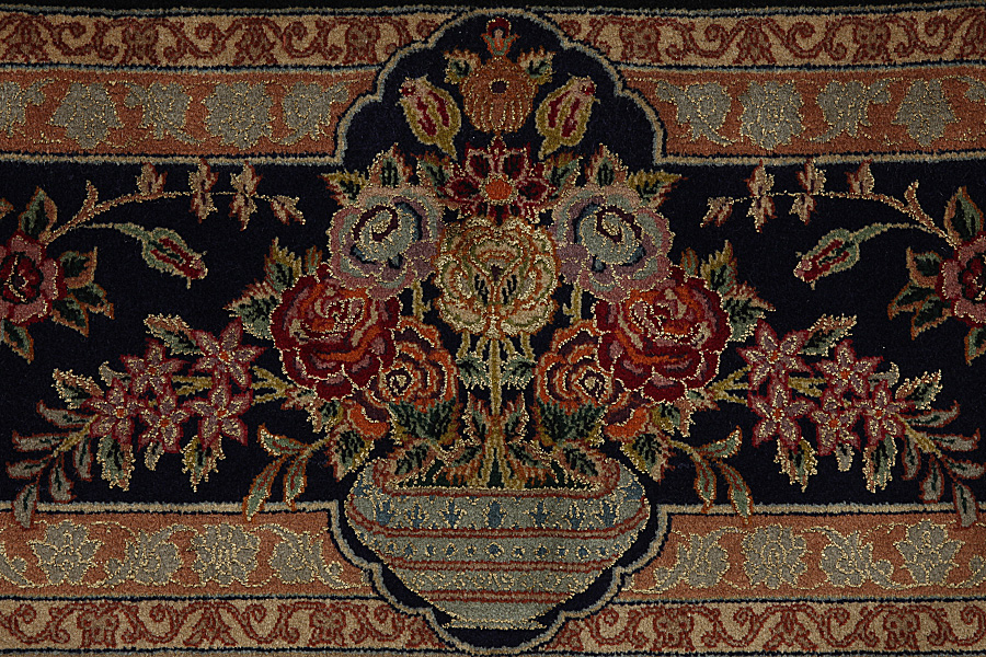 Isfahan Персийски връзван килим 237x155 - Снимка 7