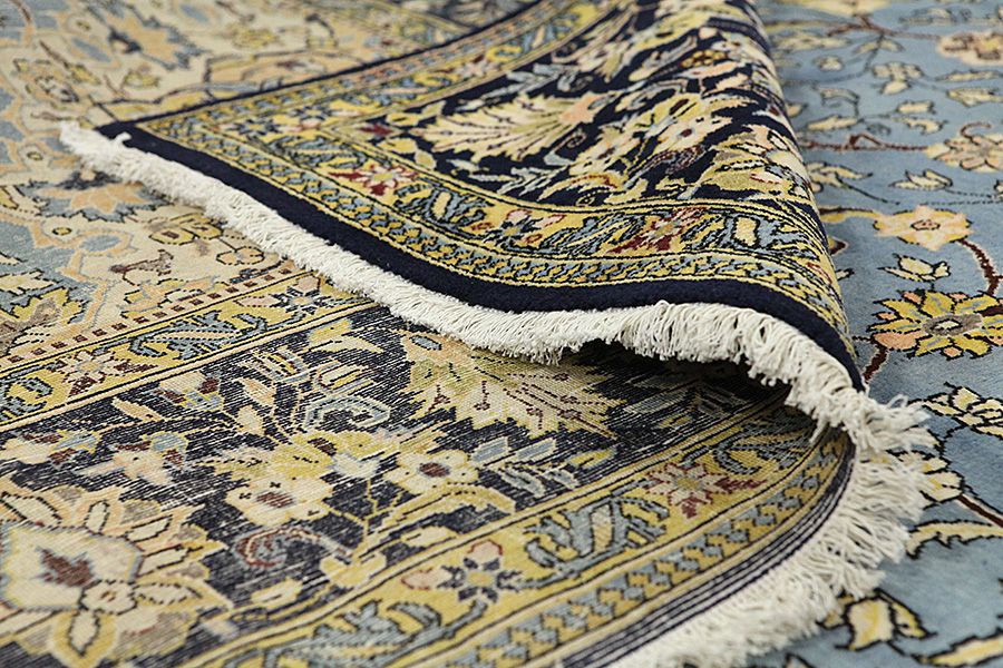 Isfahan Персийски връзван килим 560x325 - Снимка 4