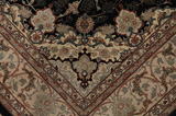Isfahan Персийски връзван килим 195x127 - Снимка 8
